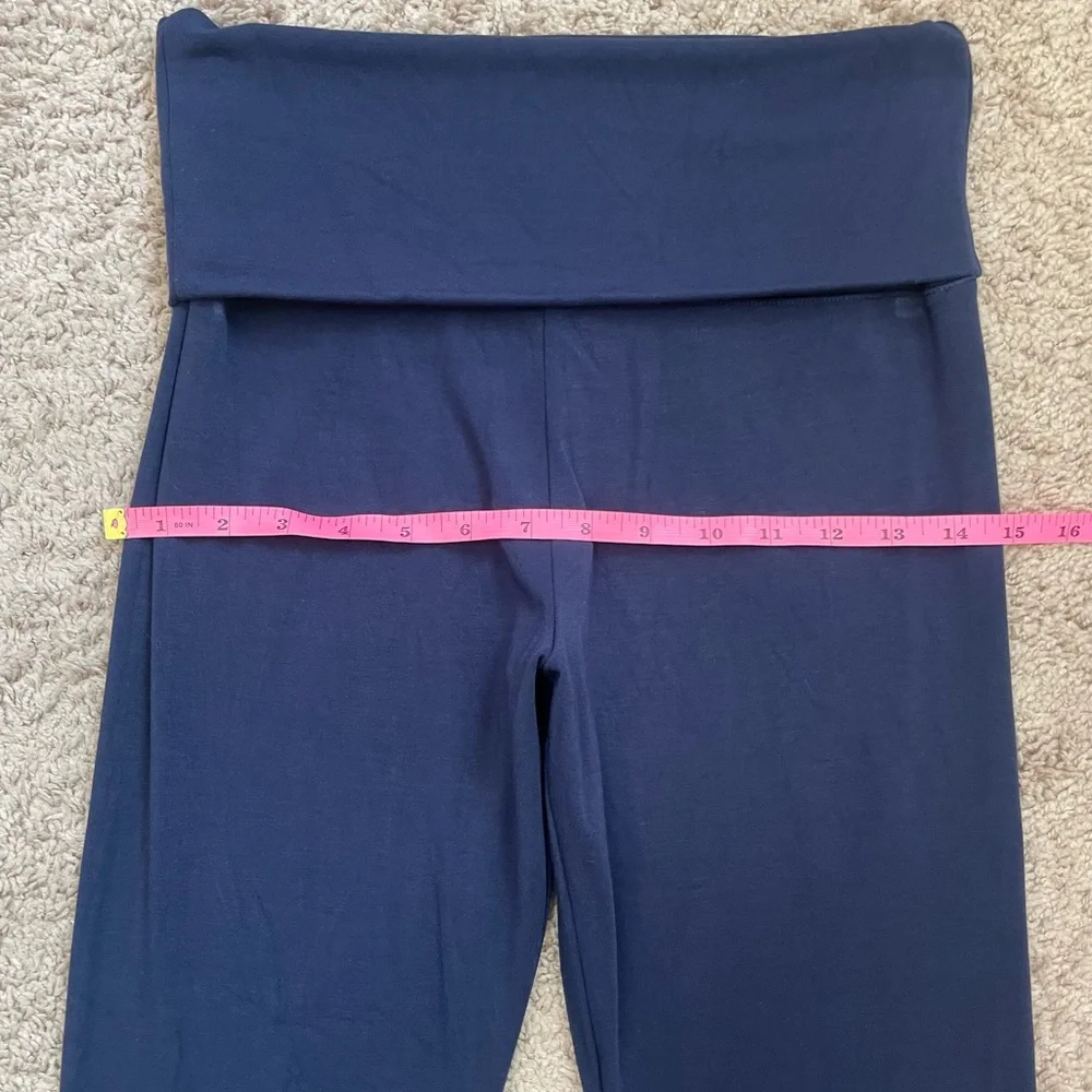 Nuuds Navy Blue SwiftStretch Fold Over Mini Flare Leggings Size Large - Picture 10 of 16